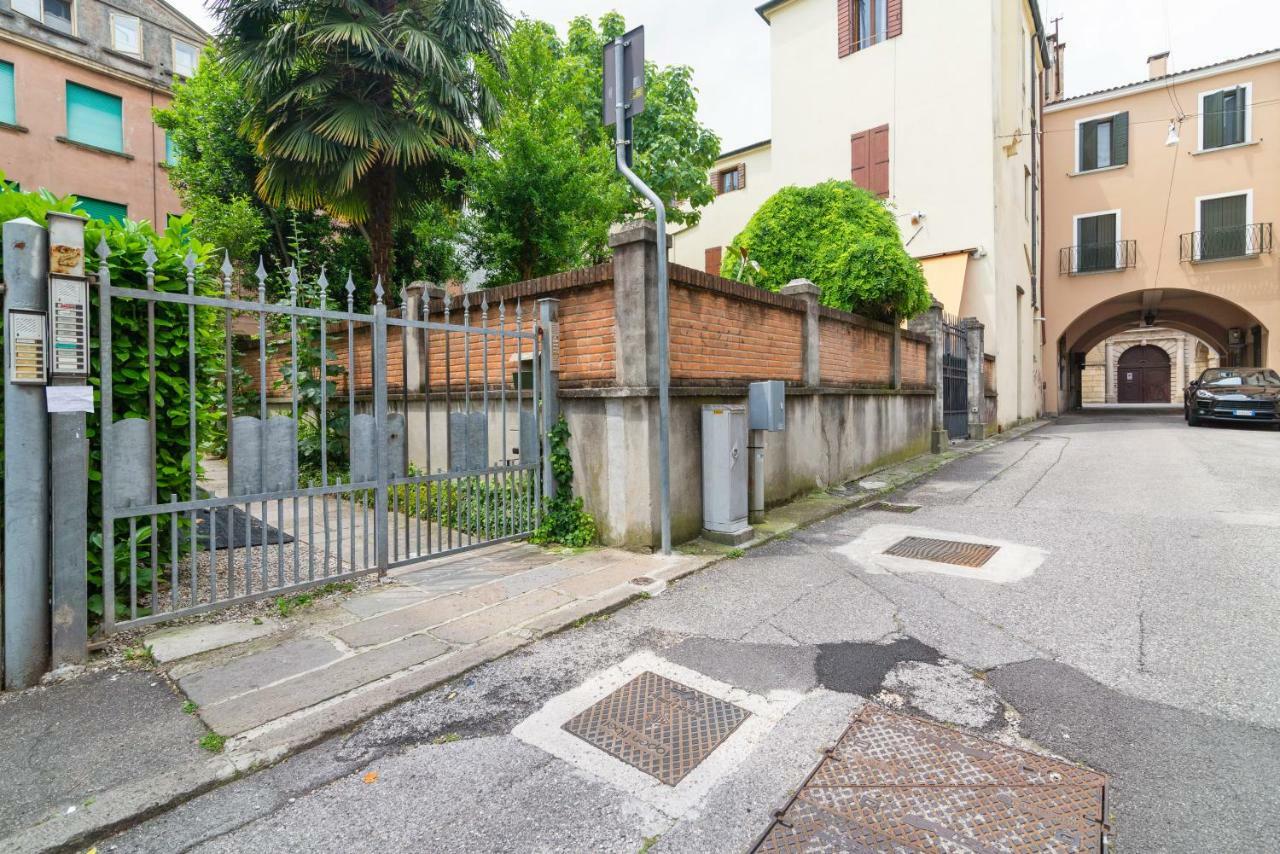 Prato Della Valle Central Apartment パドヴァ エクステリア 写真